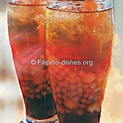 filipino-drinks-sago-at-gulaman