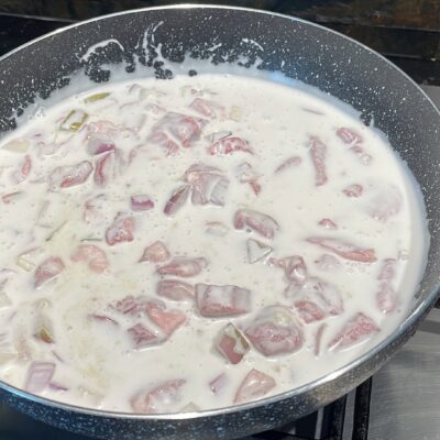Meat added to mixture of Bicol Express