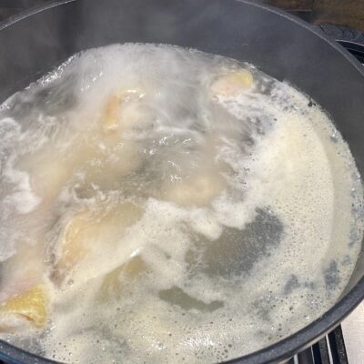 Boiling chicken for chicken macaroni salad