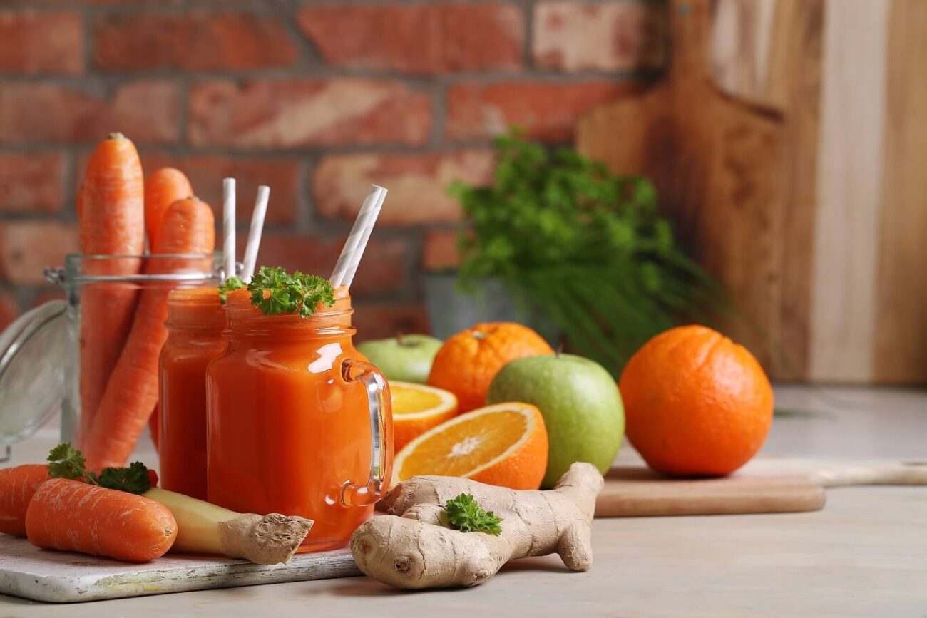 Carrot Juice with Oranges, Apple and Ginger